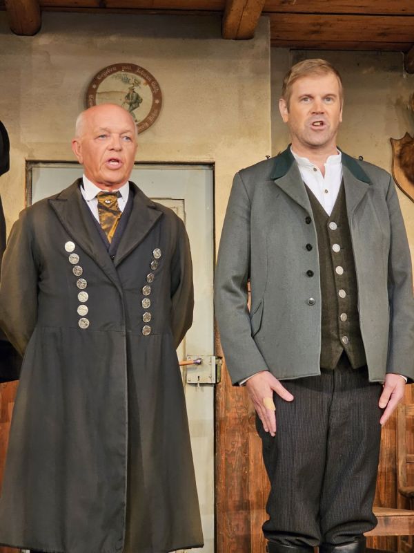 Premiere De Weiße Gams