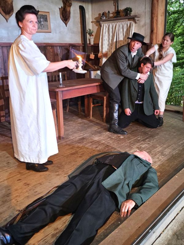 08b Premiere De Weiße Gams